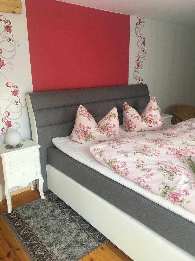 Ferienwohnung Guerth Kleinhennersdorf Экстерьер фото