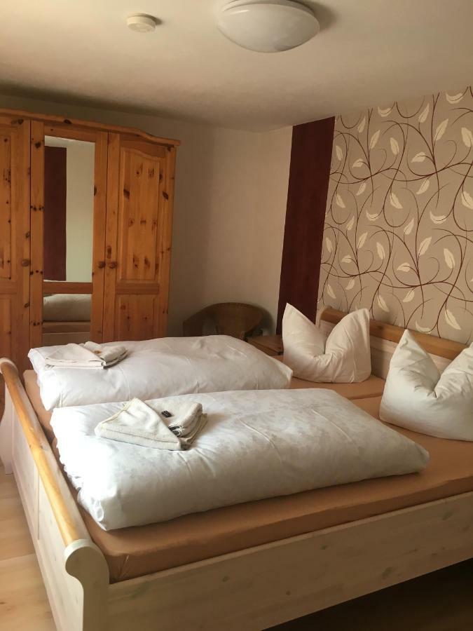 Ferienwohnung Guerth Kleinhennersdorf Экстерьер фото